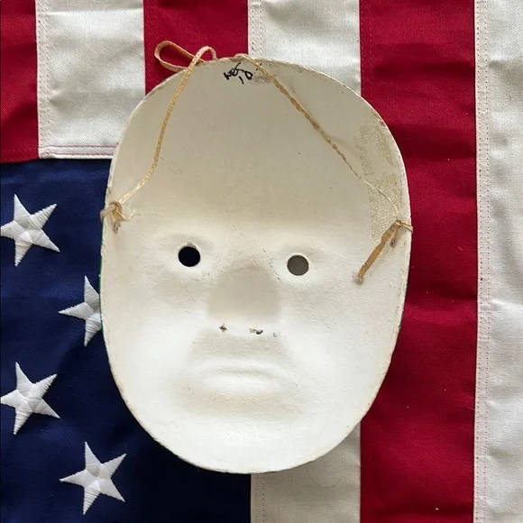 Green & red Chinese opera mask - Picture 2 of 15